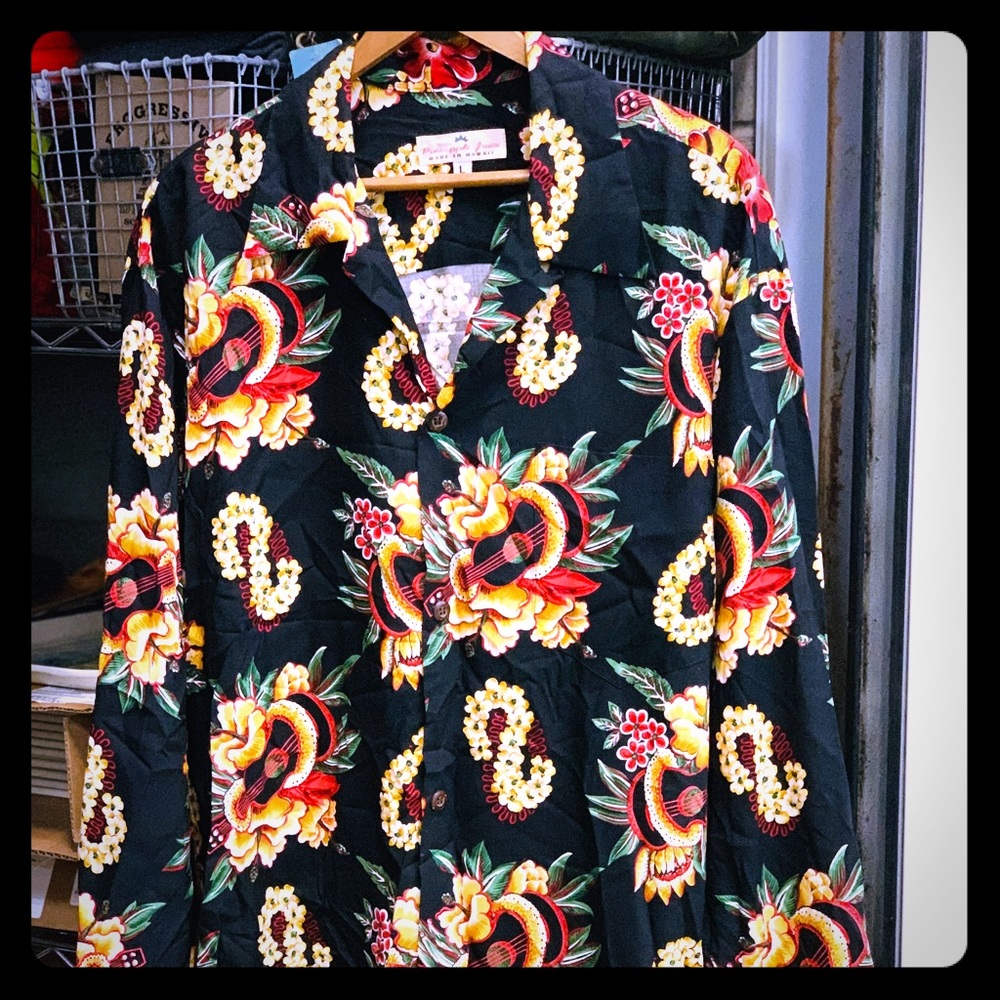 NWT Long slv aloha shirt  made in Hawaii usa
